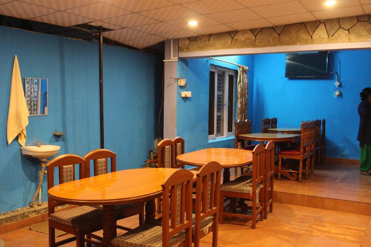 Hotel Snow Leopard Покхара Экстерьер фото